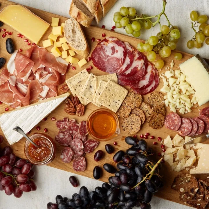 Build the Perfect Cheese Plate | FreshDirect