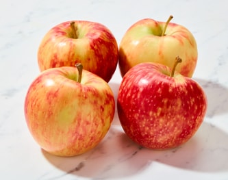 Rainier Organic Honeycrisp Apples